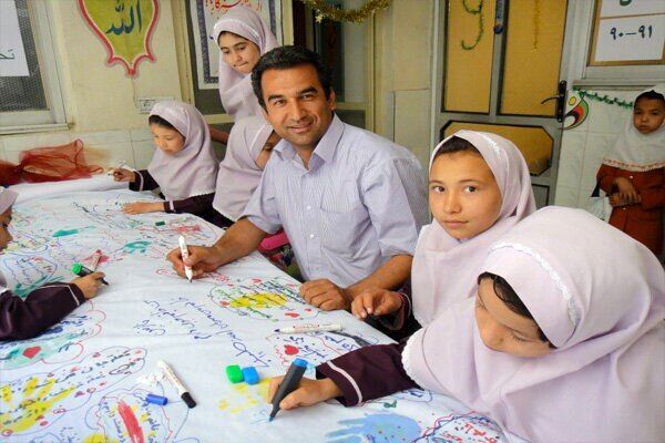 Reading promoter says Iran is lingering hope for Afghan migrants