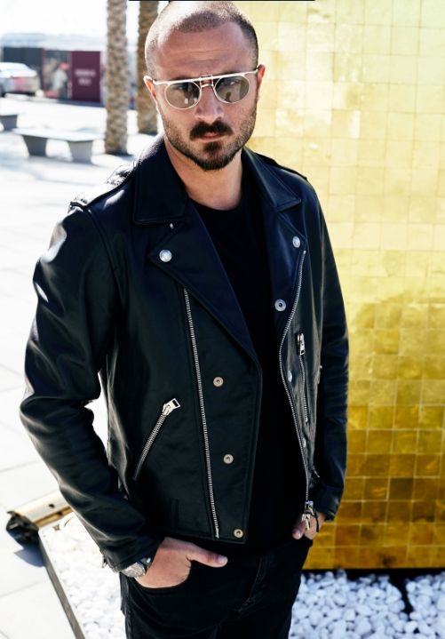 Luca Valentini , a pop art virtuoso Was in Sconci Art Gallery in Dubai